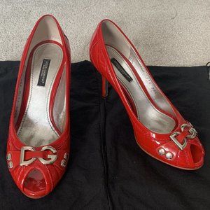 Dolce & Gabbana Red Quilted Patent Pumps 35.5